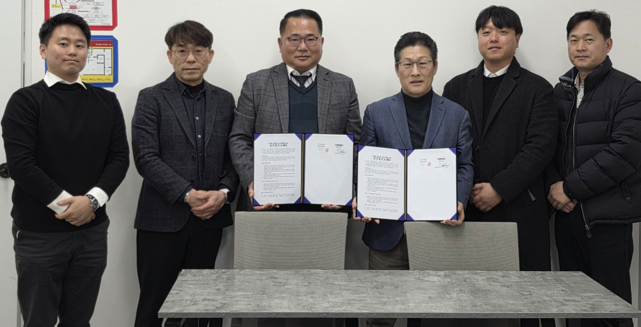 무인항공기 솔루션 전문 기업 프리뉴(대표 이종경)가 케이알엠(대표 박광식)과 ‘교육용 드론 핵심 부품 국산화 개발’ 협력을 위한 업무협약(MOU)을 체결했다.